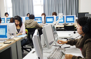 CALL教室(語学学習支援システム)